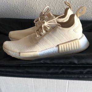 Cream colored adidas’s looking for a new home. Hardly used.